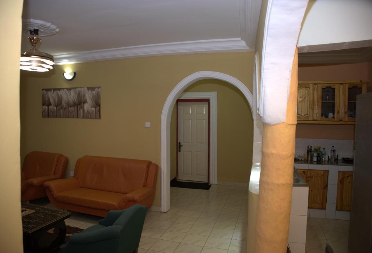 Faith And Grace Guest House Lamin Beretto 外观 照片
