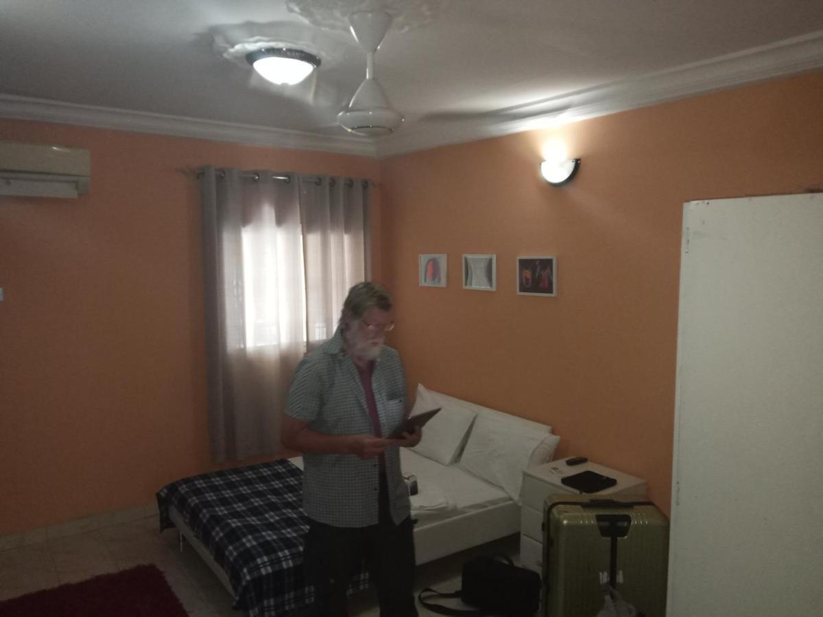 Faith And Grace Guest House Lamin Beretto 外观 照片