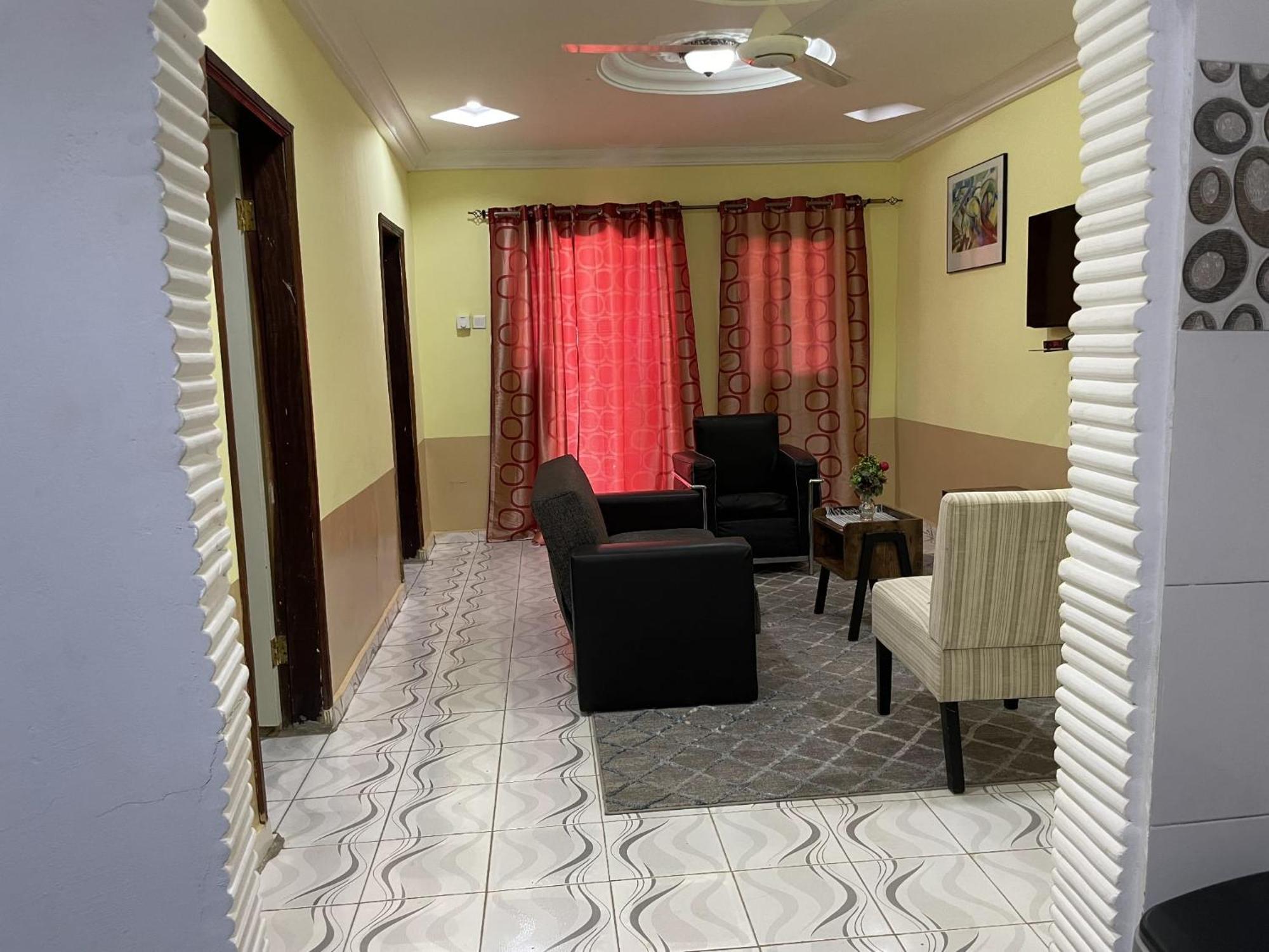Faith And Grace Guest House Lamin Beretto 外观 照片
