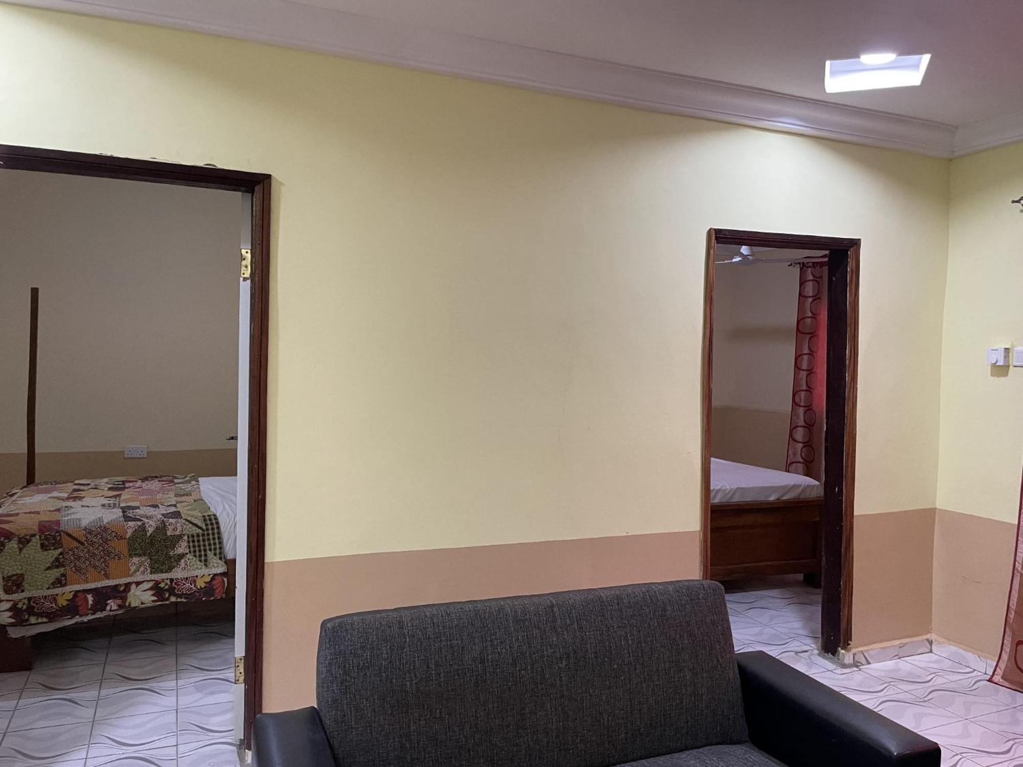 Faith And Grace Guest House Lamin Beretto 外观 照片